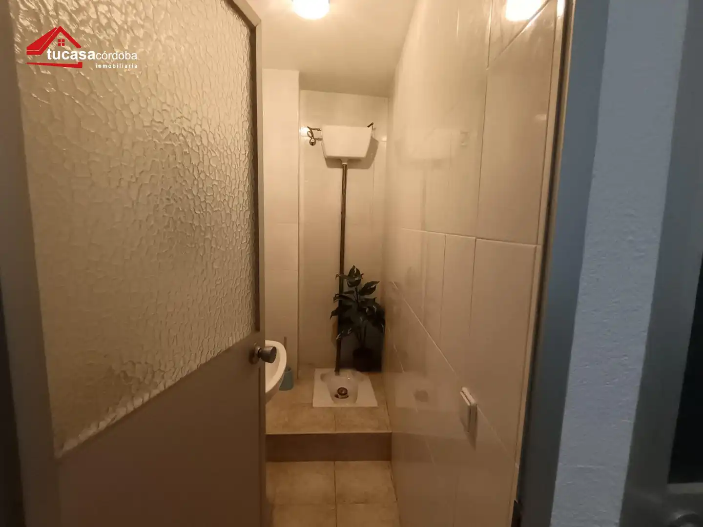 Baño de Local en venta en Fernán-Núñez