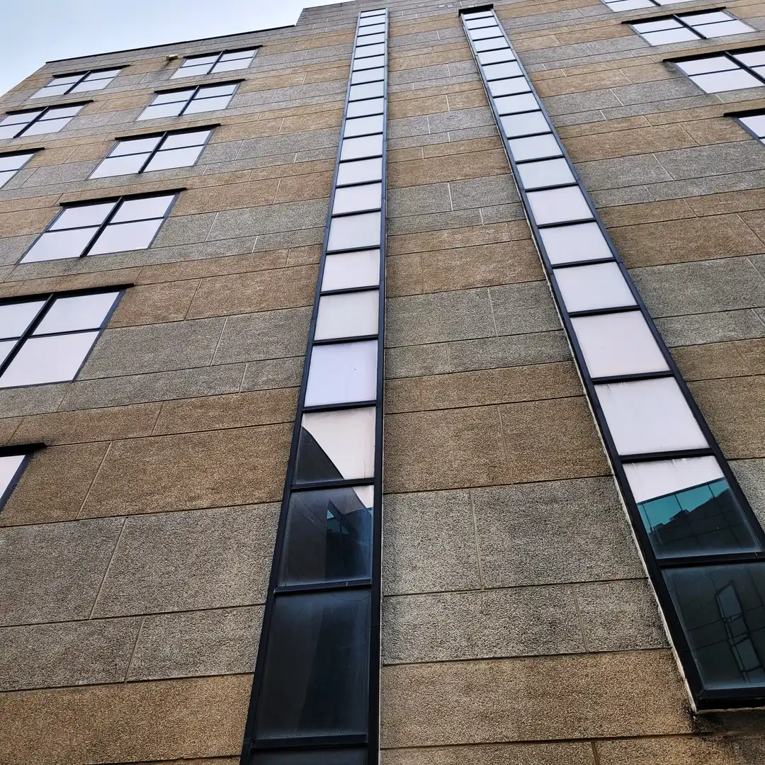 Vista exterior de Local de alquiler en Madrid con Aire acondicionado, Calefacción y Alarma