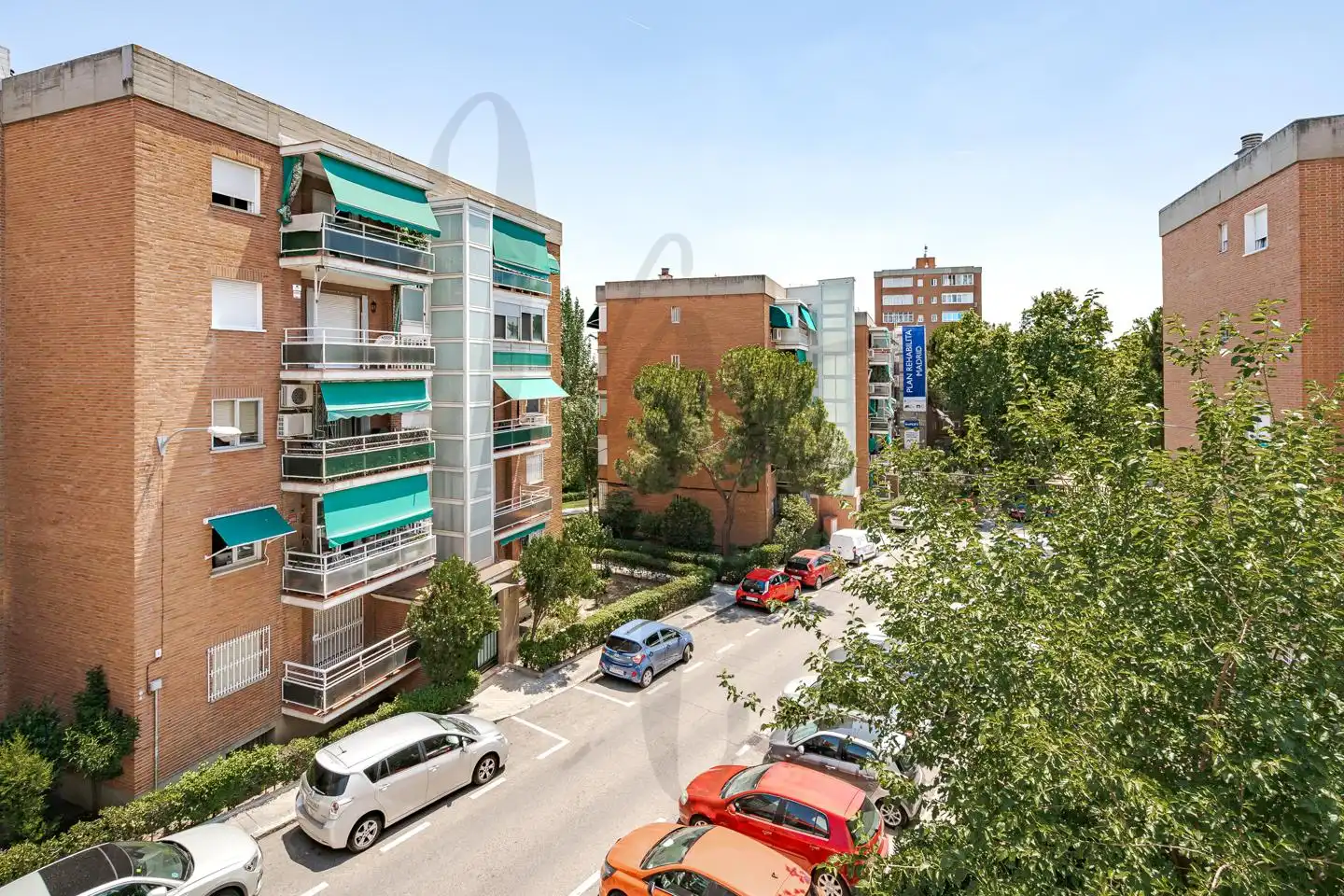 Flat for sale in Carril Del Conde, Canillas