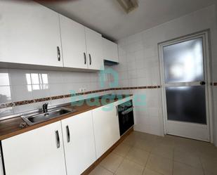 Cuina de Casa o xalet de lloguer en Almendralejo