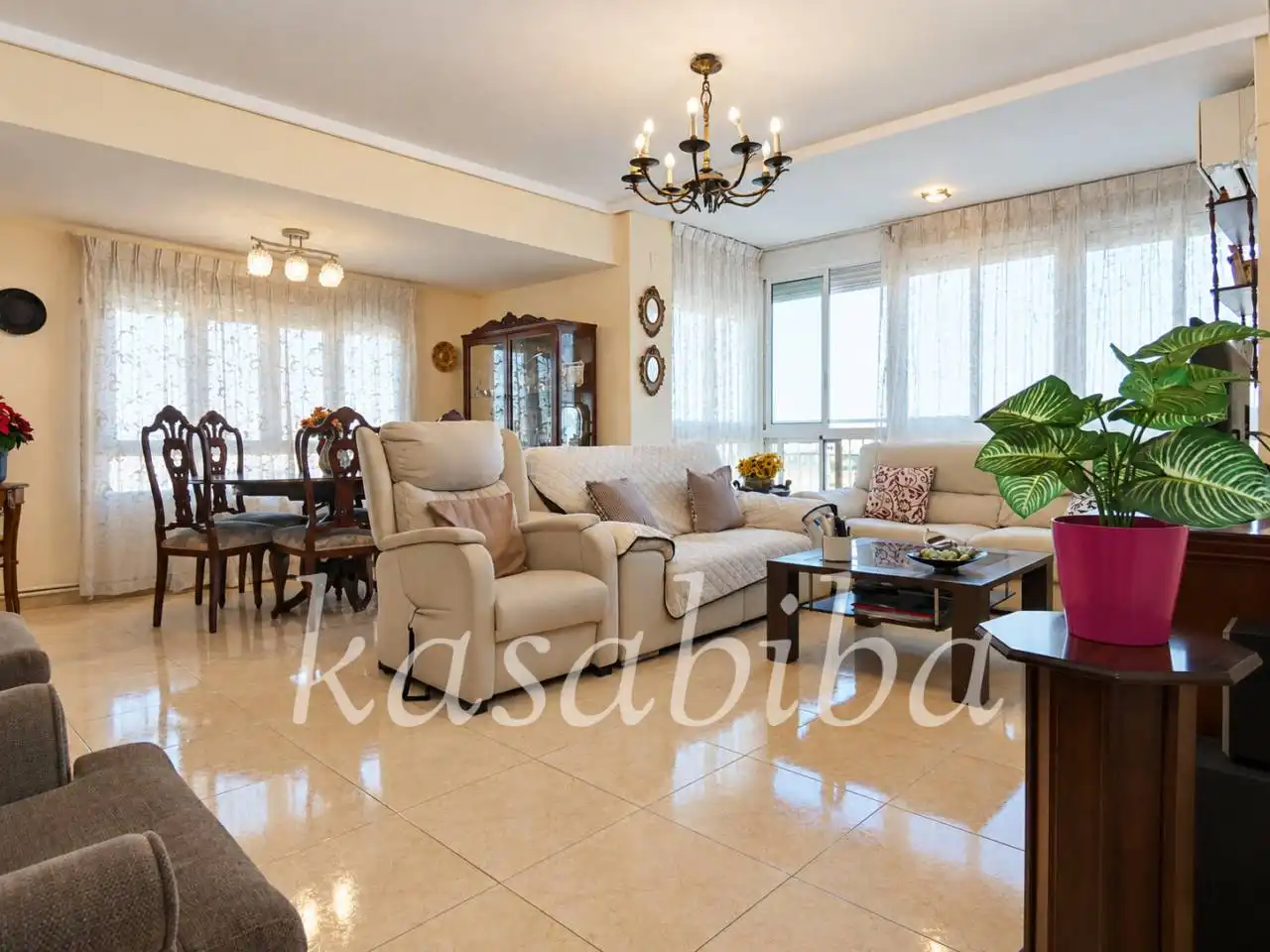Piso con ascensor en venta en Avenida Pío XII