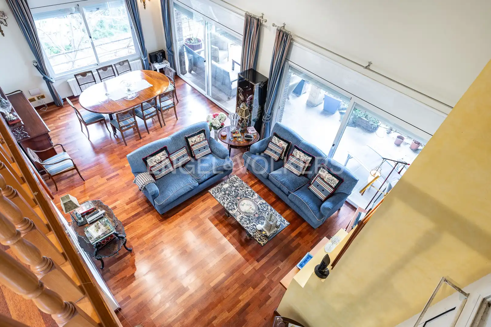 Sala d'estar de Casa o xalet en venda en Cabrils amb Aire condicionat, Calefacció i Jardí privat