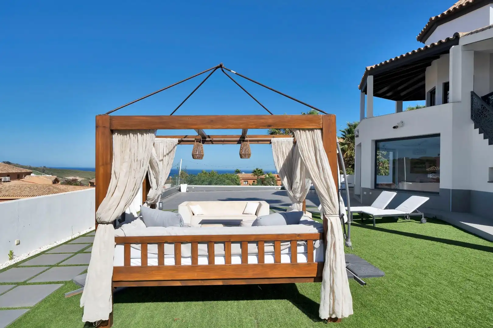 Terraza de Casa o chalet en venta en La Alcaidesa con Terraza, Trastero y Piscina