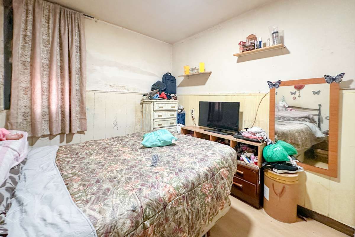 Bedroom of Flat for sale in  Madrid Capital