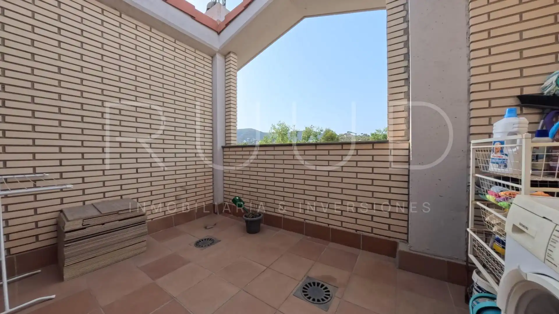 Terrace of Duplexes for sale in Castelldefels  with Air Conditioner, Heating and Parquet flooring