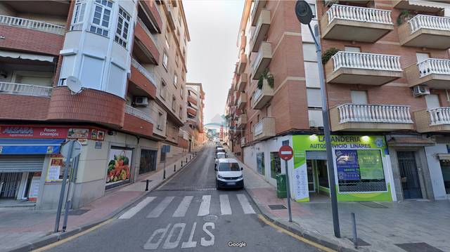 Garaje en Venta en Calle Natalia de Castro, 33 en Linarejos