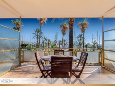 Apartment with lift for sale in Ponent