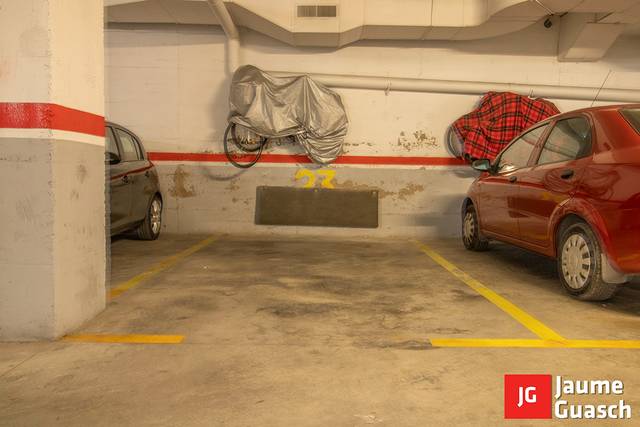 Garaje en Venta en Carrer de la Fàbrica, 6 en Centre