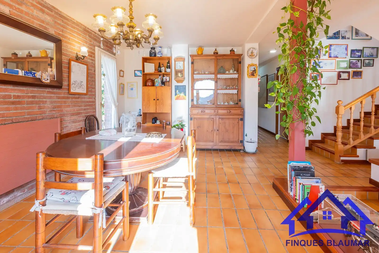 Menjador de Casa o xalet en venda en Sant Iscle de Vallalta amb Calefacció, Jardí privat i Terrassa