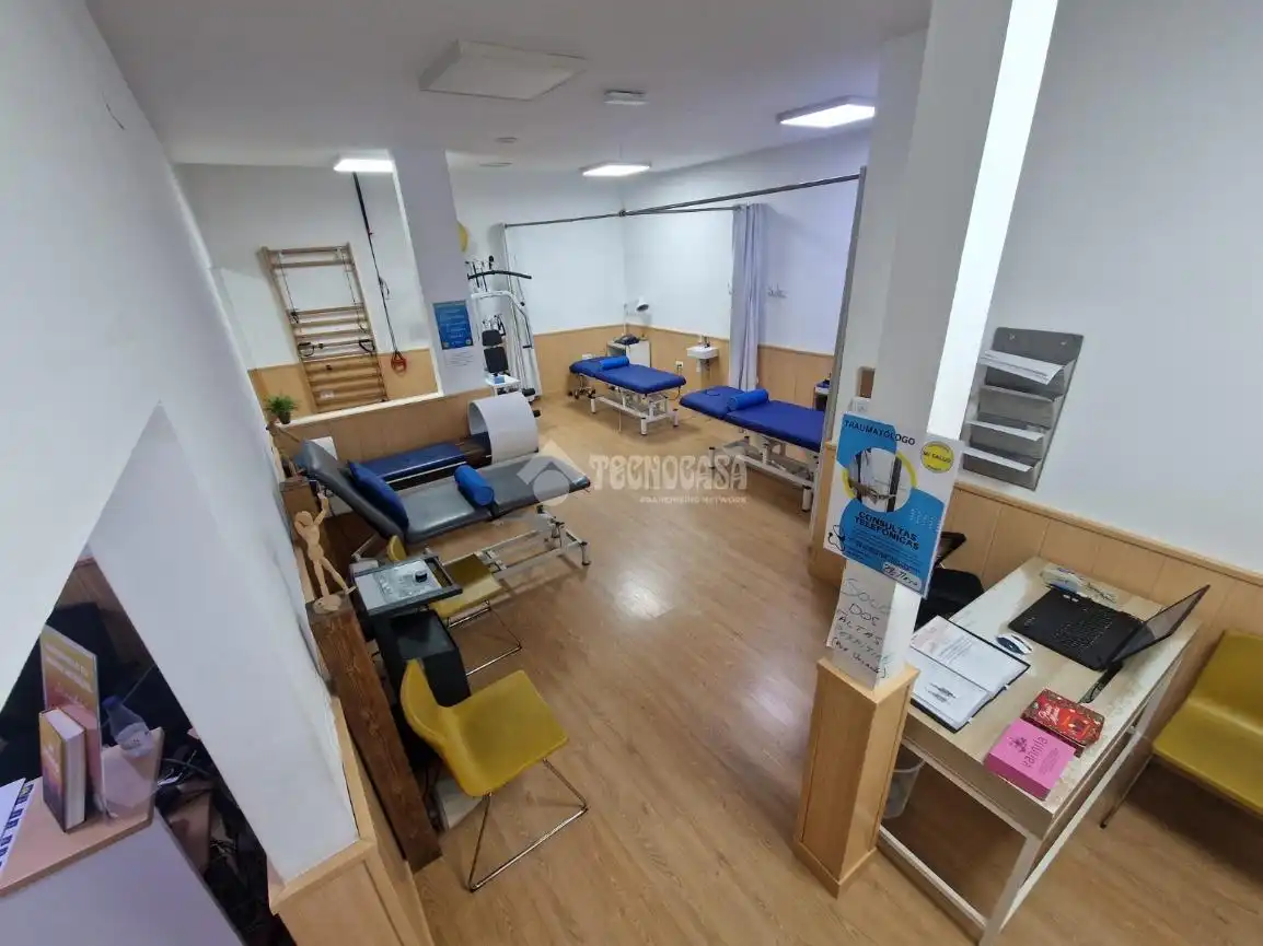 Local comercial en alquiler en Zona Centro - Ayuntamiento, imagen 4