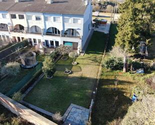 Jardí de Casa o xalet en venda en Sant Bartomeu del Grau amb Aire condicionat, Calefacció i Jardí privat