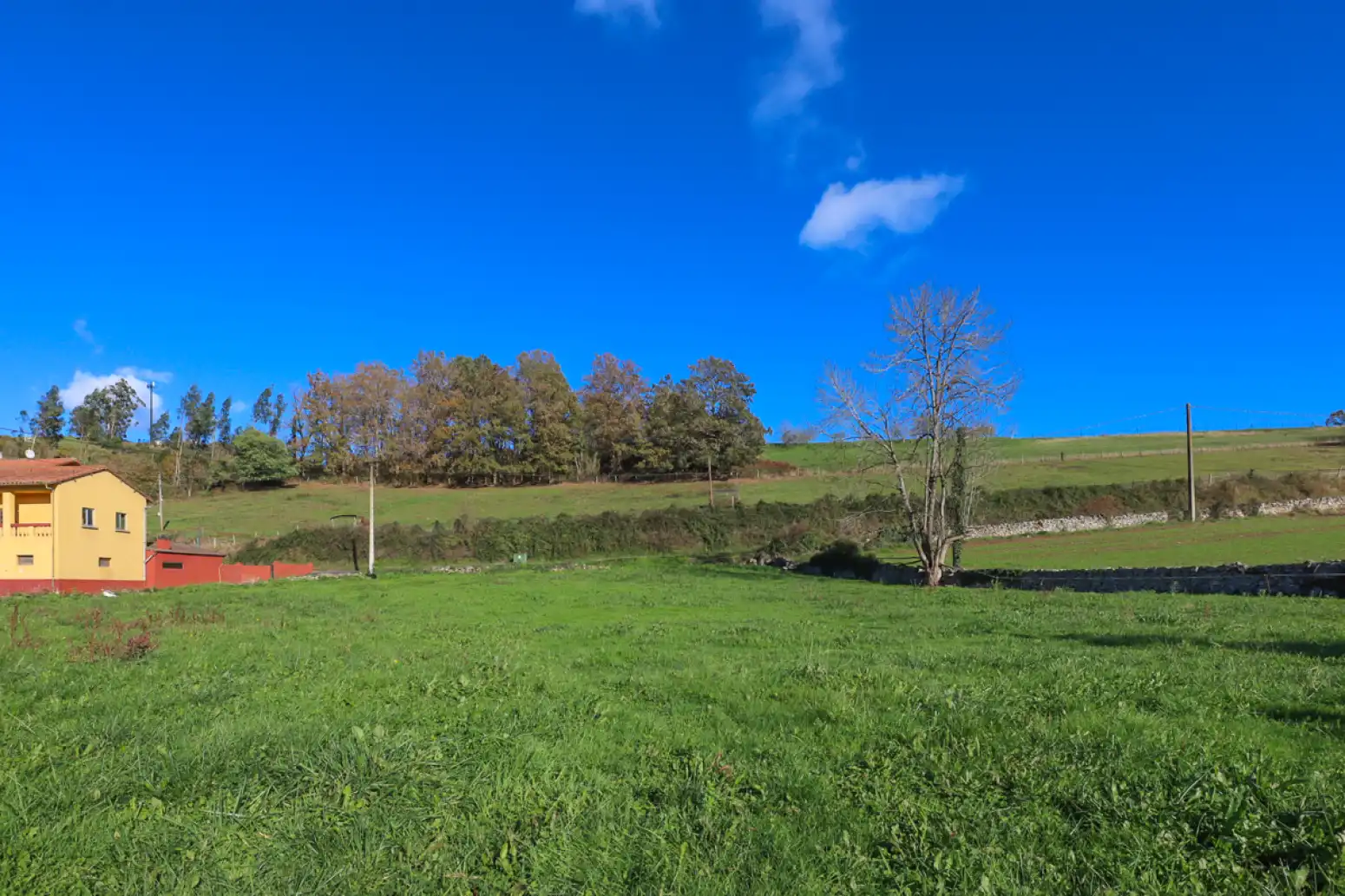 Terreno en venta en Las Regueras  