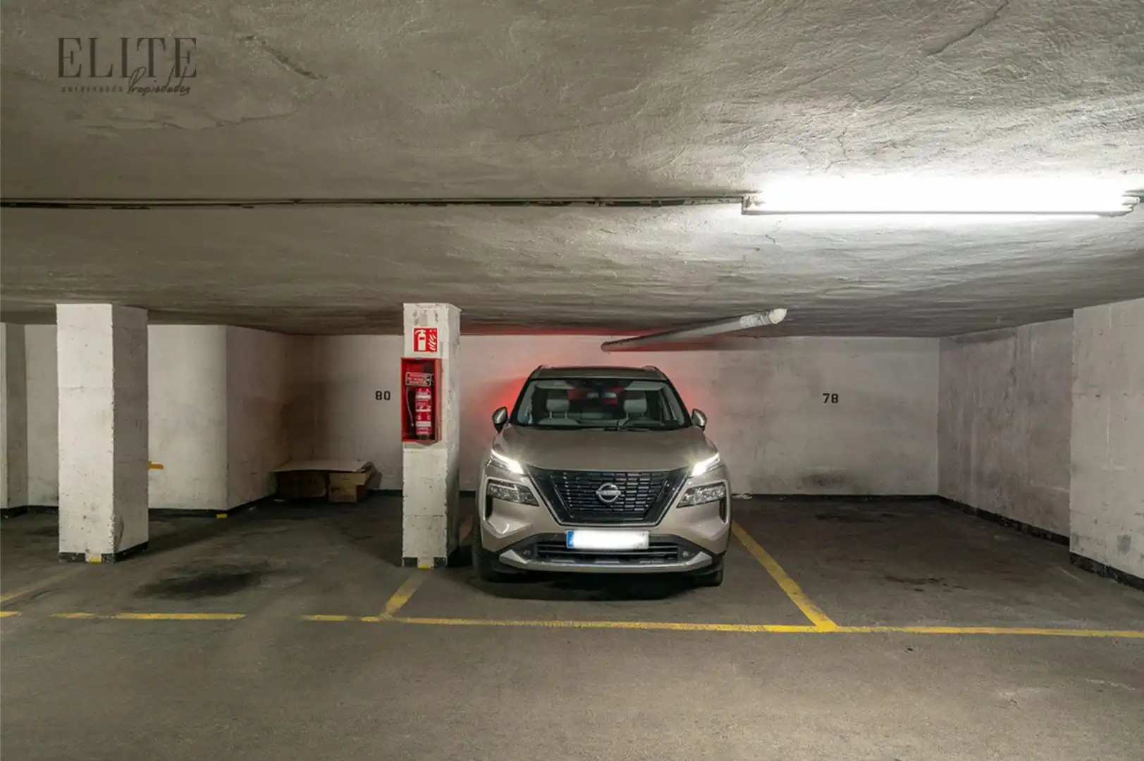 Aparcament de Pis en venda en Santander amb Calefacció i Parquet