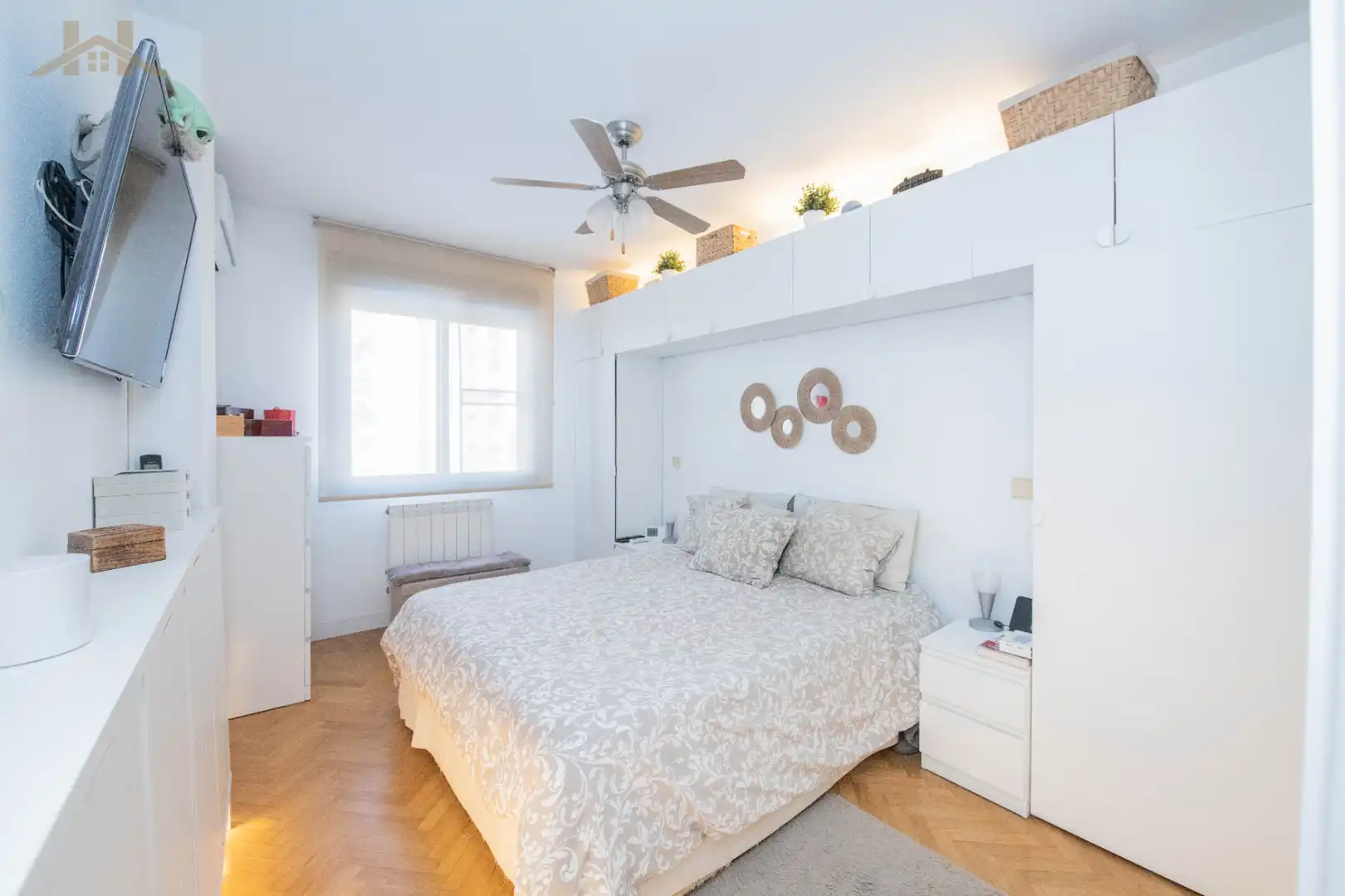 Schlafzimmer von Wohnung zum Verkauf in Tres Cantos mit Klimaanlage, Heizung und Möbliert