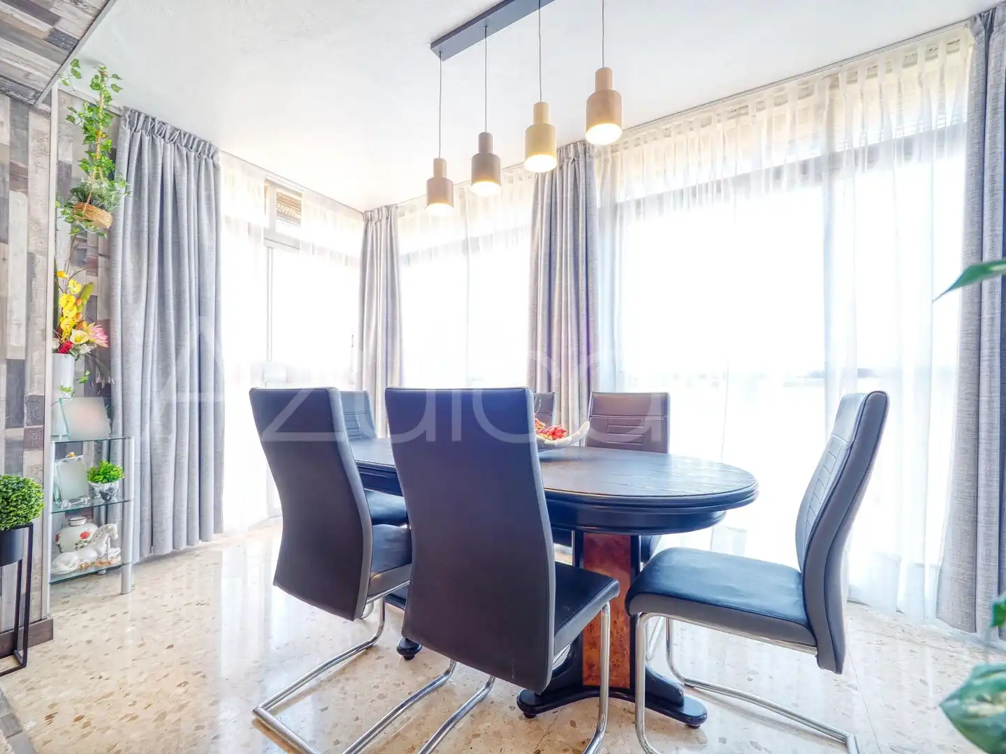 Dining room of Flat for sale in Benidorm  with Air Conditioner and Community pool