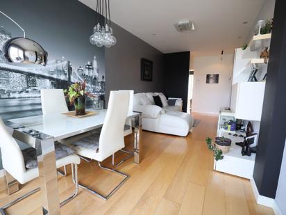 Sala d'estar de Pis en venda en Vitoria - Gasteiz amb Calefacció, Terrassa i Traster