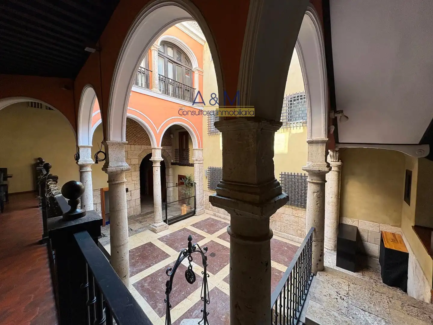 Gebäude zur Miete in Valladolid