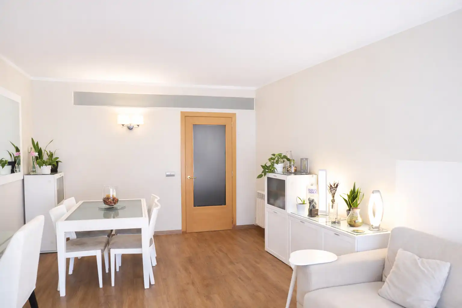 Sala d'estar de Pis en venda en Sant Cugat del Vallès amb Calefacció, Terrassa i Traster