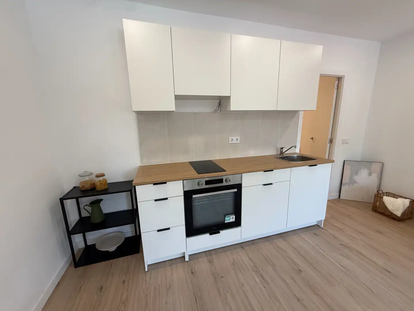 Cocina de Estudio en venta en Terrassa con Aire acondicionado, Parquet y Horno