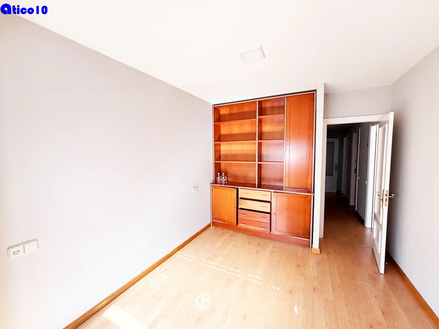 Schlafzimmer von Wohnung zum Verkauf in Oviedo  mit Heizung
