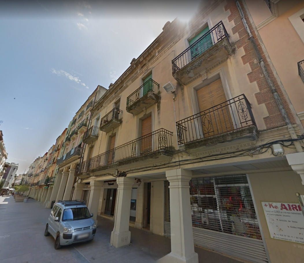 Vista exterior de Pis en venda en Vilafranca del Penedès amb Calefacció, Terrassa i Traster