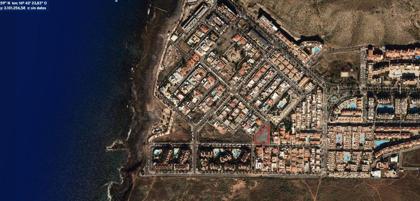 Exterior view of Industrial land for sale in Arona