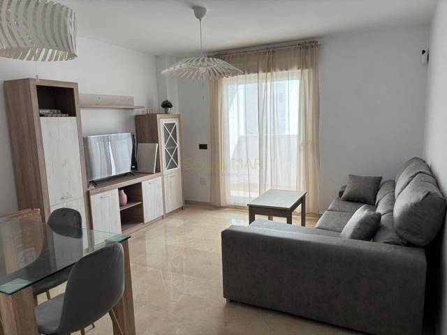Apartamento en Alquiler en La Colina