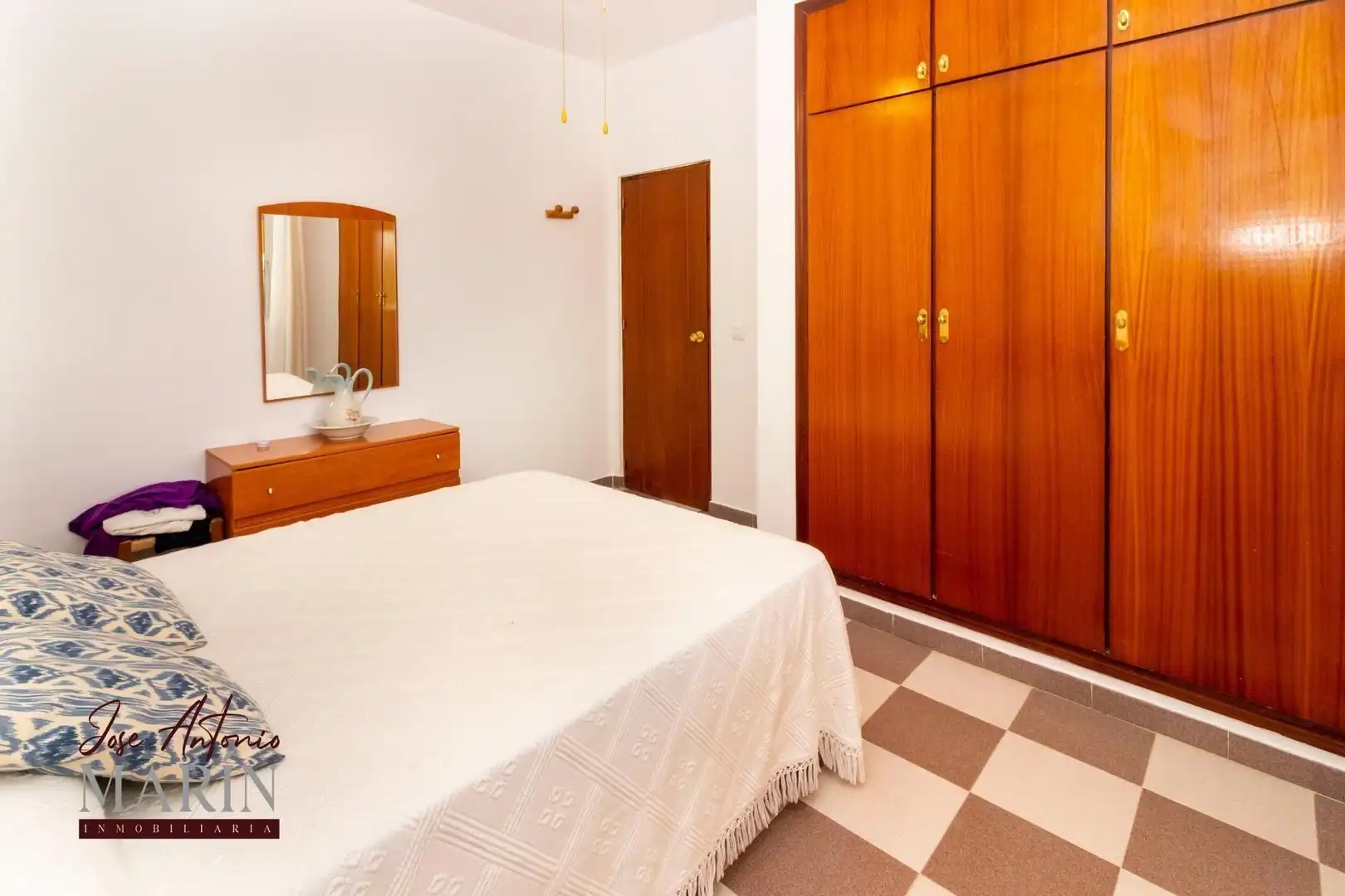 Habitación de Casa o chalet en venta en Badajoz con Aire acondicionado, Jardín privado y Piscina