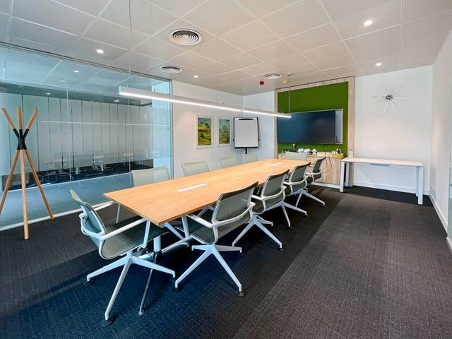 Oficina en Alquiler en Carrer de Can Ràbia, 3-5 en Les Tres Torres