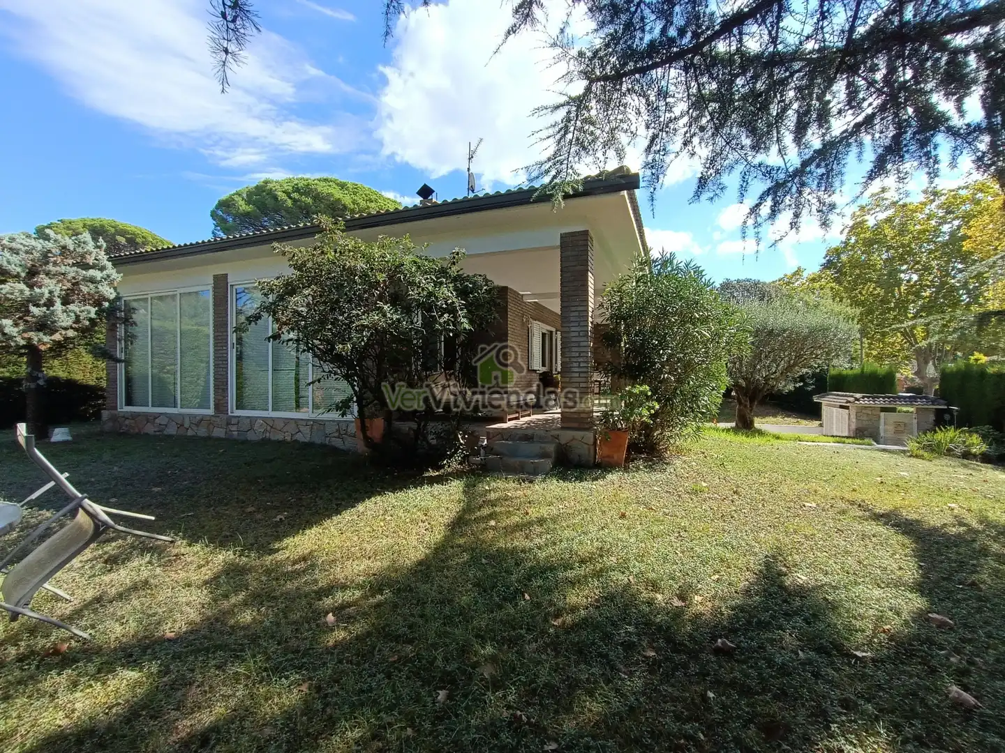 Houses for sale in Begues