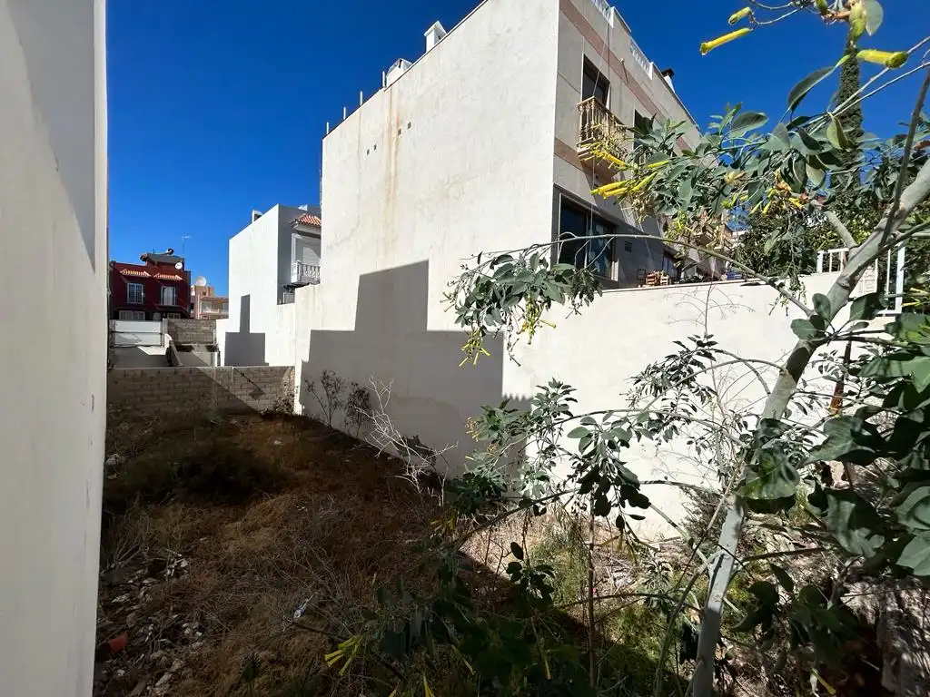 Terreny residencial en venda a Cho - Parque de la Reina, imagen 3