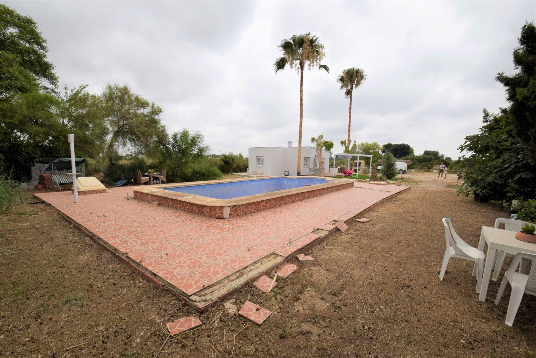 Swimming pool of House or chalet for sale in Daya Vieja  with Private garden, Terrace and Swimming Pool