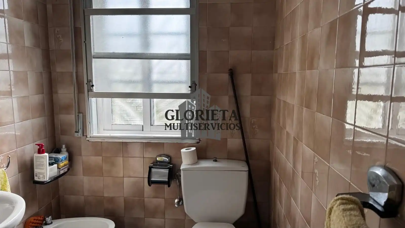 Bany de Casa o xalet en venda en Pontevedra Capital  amb Calefacció i Forn