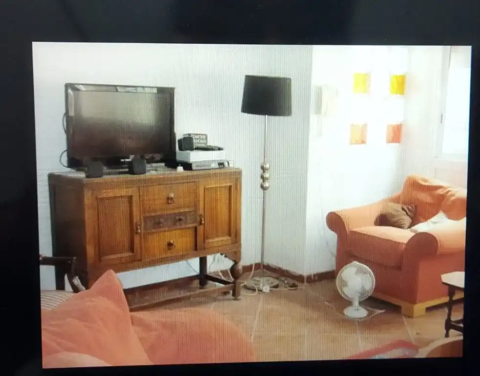 Sala d'estar de Casa o xalet en venda en Caseres amb Terrassa, Traster i Moblat