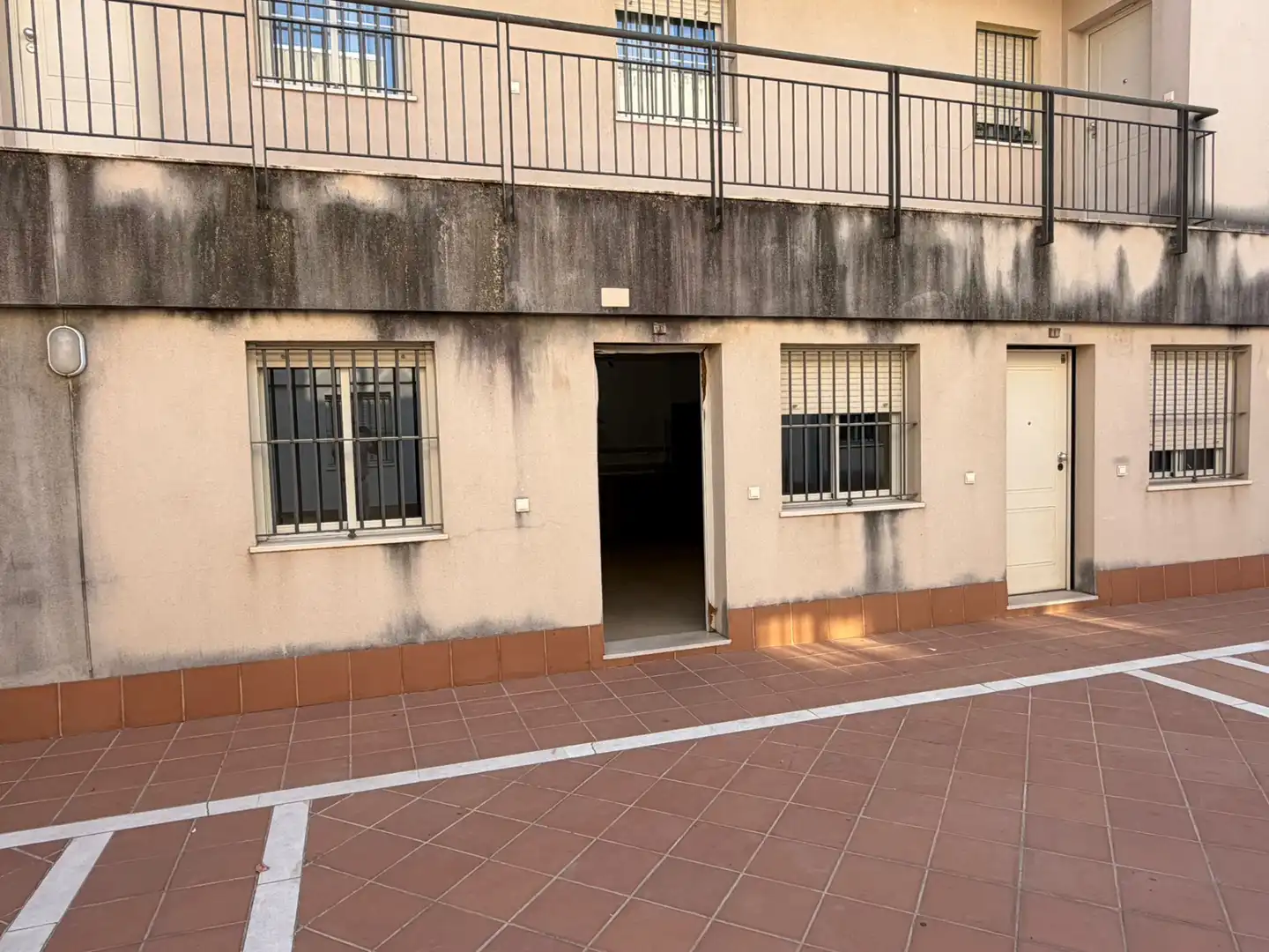 Exterior view of Apartments for sale in Dos Hermanas