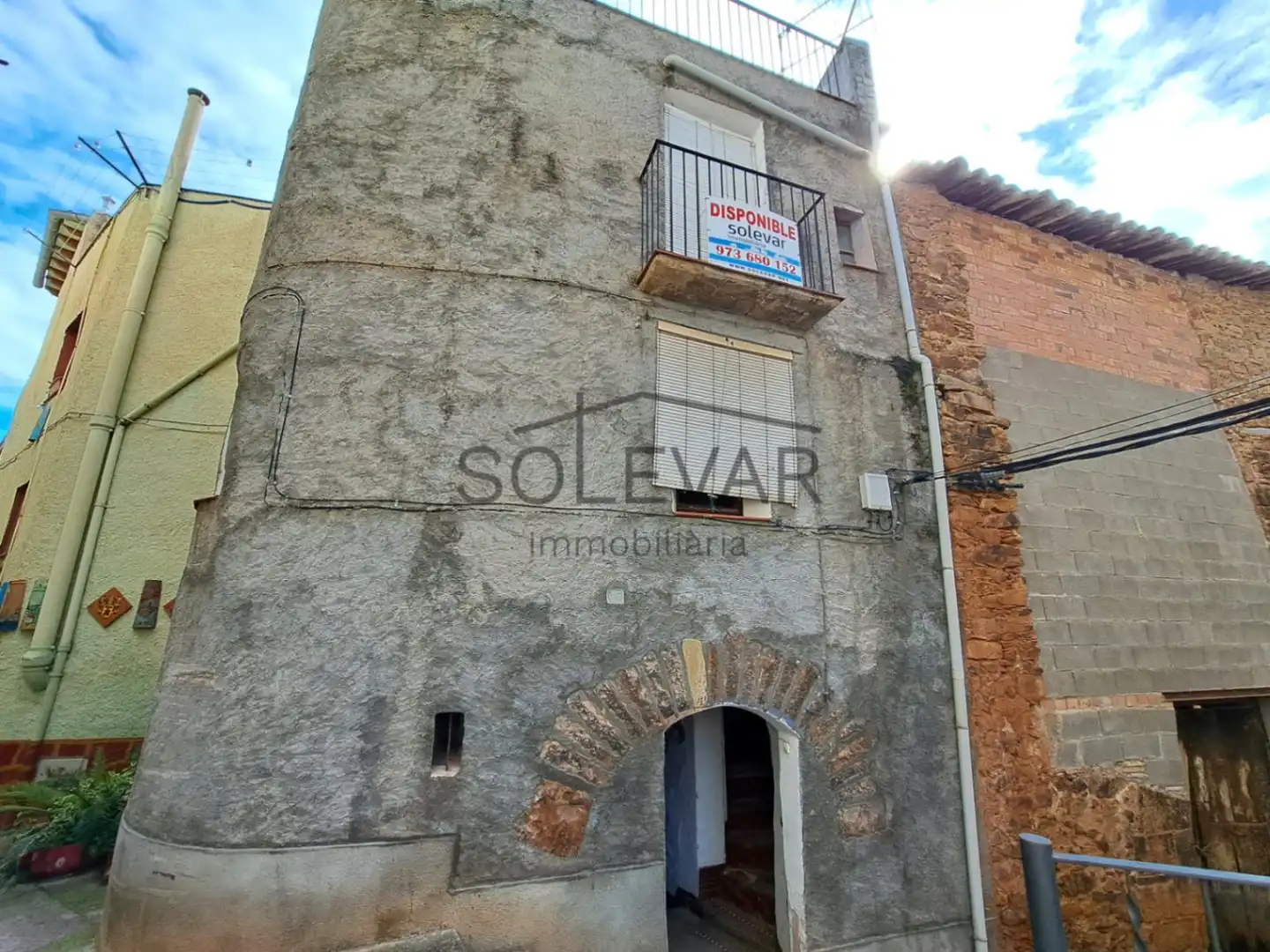 Exterior view of Houses for sale in Tremp  with Terrace and Furnished