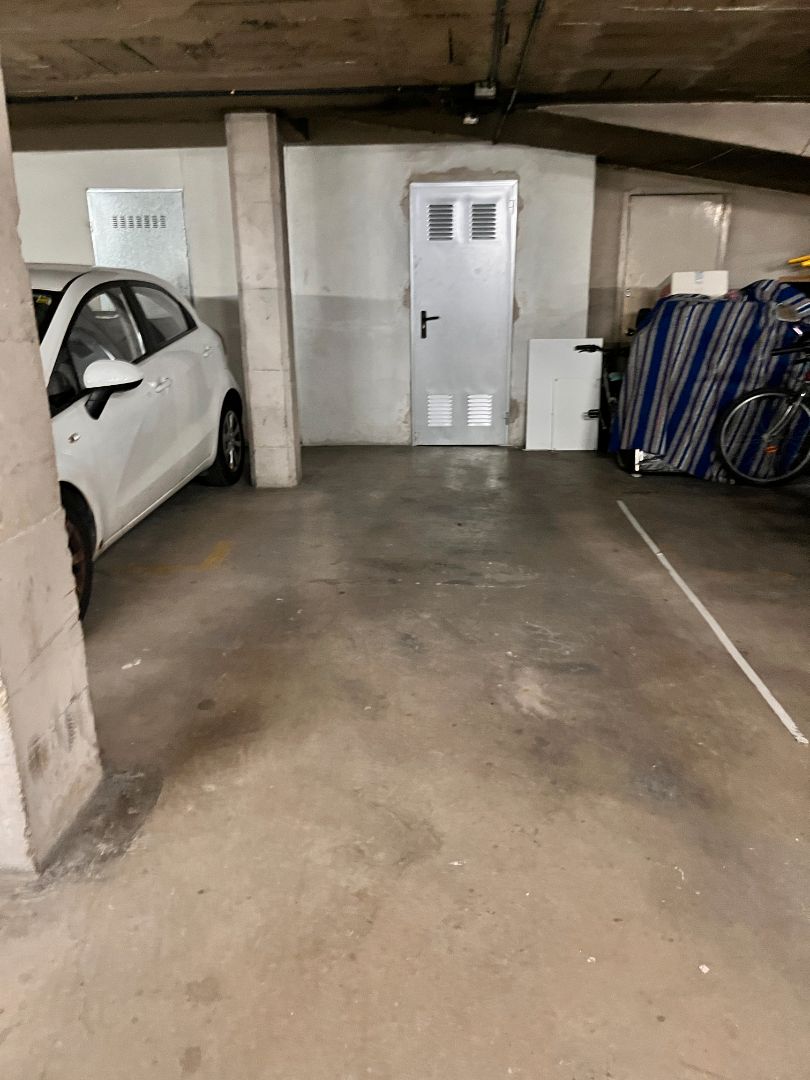 Aparcament de Traster de lloguer en Girona Capital