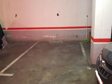 Moto in affitto a Carrer del Mariscal Cabanes 32
