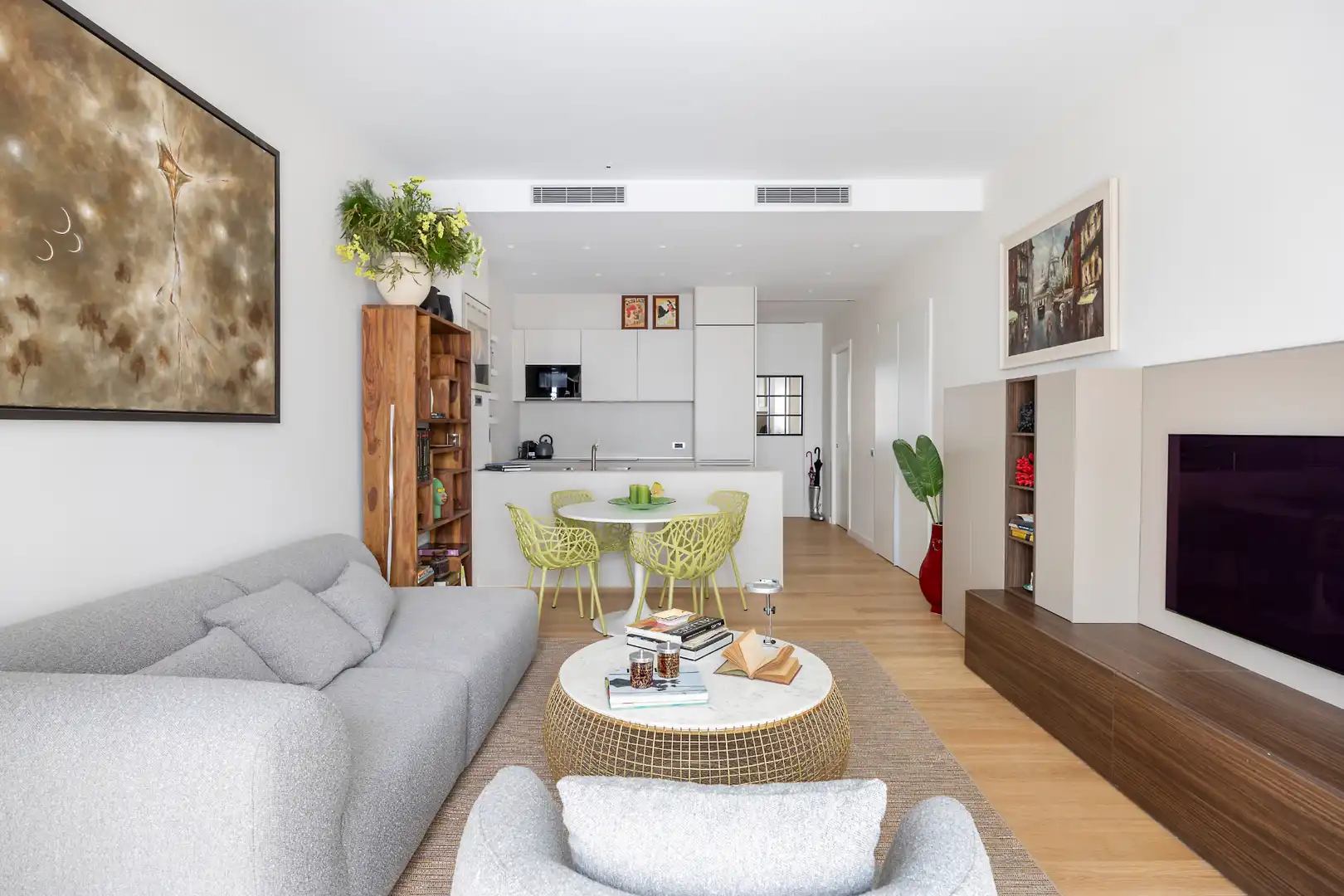 Sala d'estar de Apartament de lloguer en Barcelona amb Aire condicionat, Calefacció i Parquet