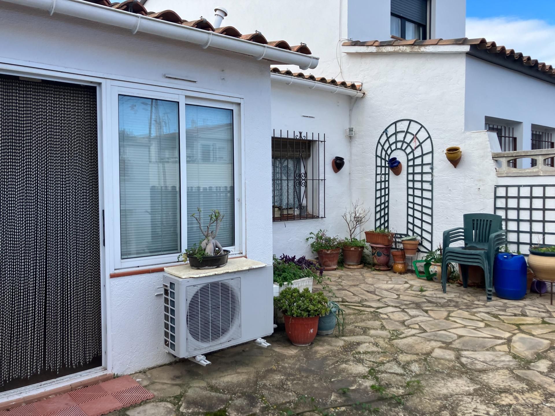 Garden of House or chalet for sale in L'Escala  with Air Conditioner, Heating and Private garden