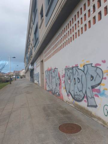 Local comercial en Alquiler en Rúa Río Negro, 53 en Nigrán centro