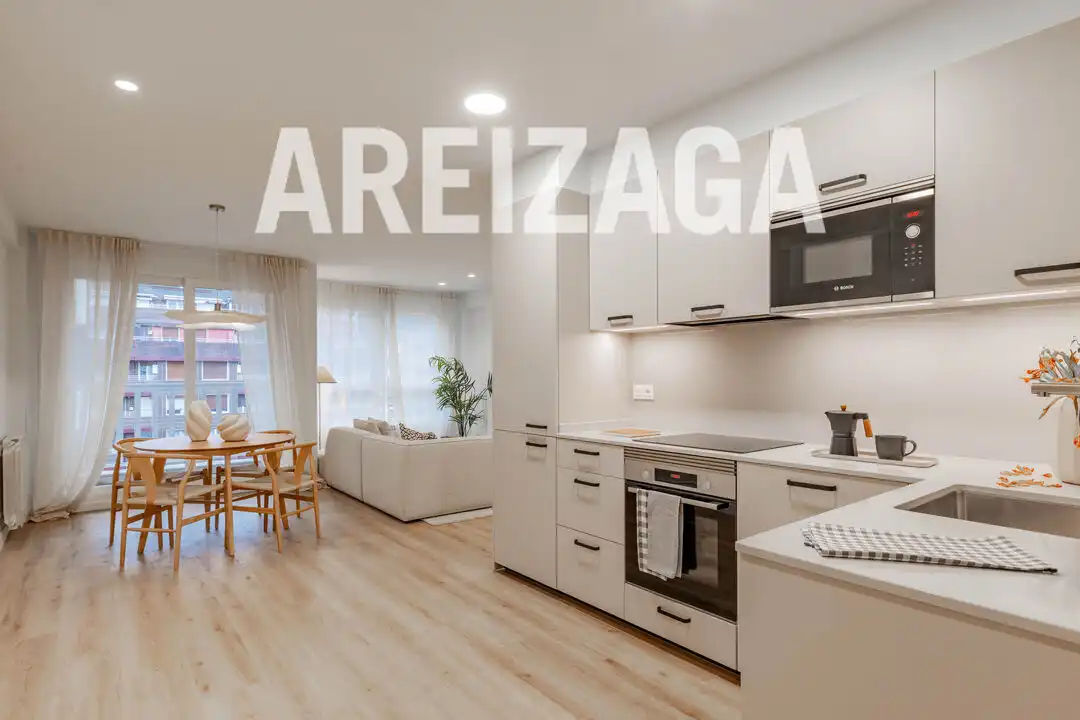 Piso en venta en Karlos I.a Hiribidea carlos, 30, Amara