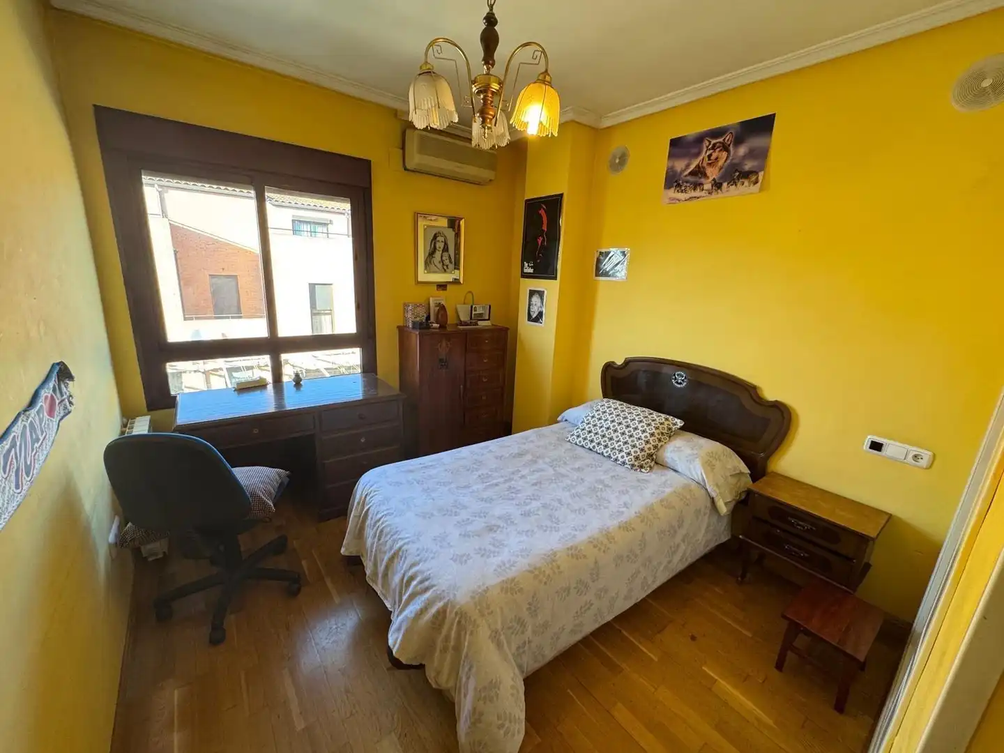 Dormitori de Casa o xalet en venda en Cáceres amb Aire condicionat, Calefacció i Terrassa