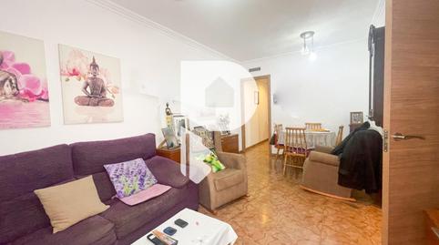 Foto 3 de Pis en venda a Calle del Comerç, Sant Vicenç Dels Horts, Barcelona