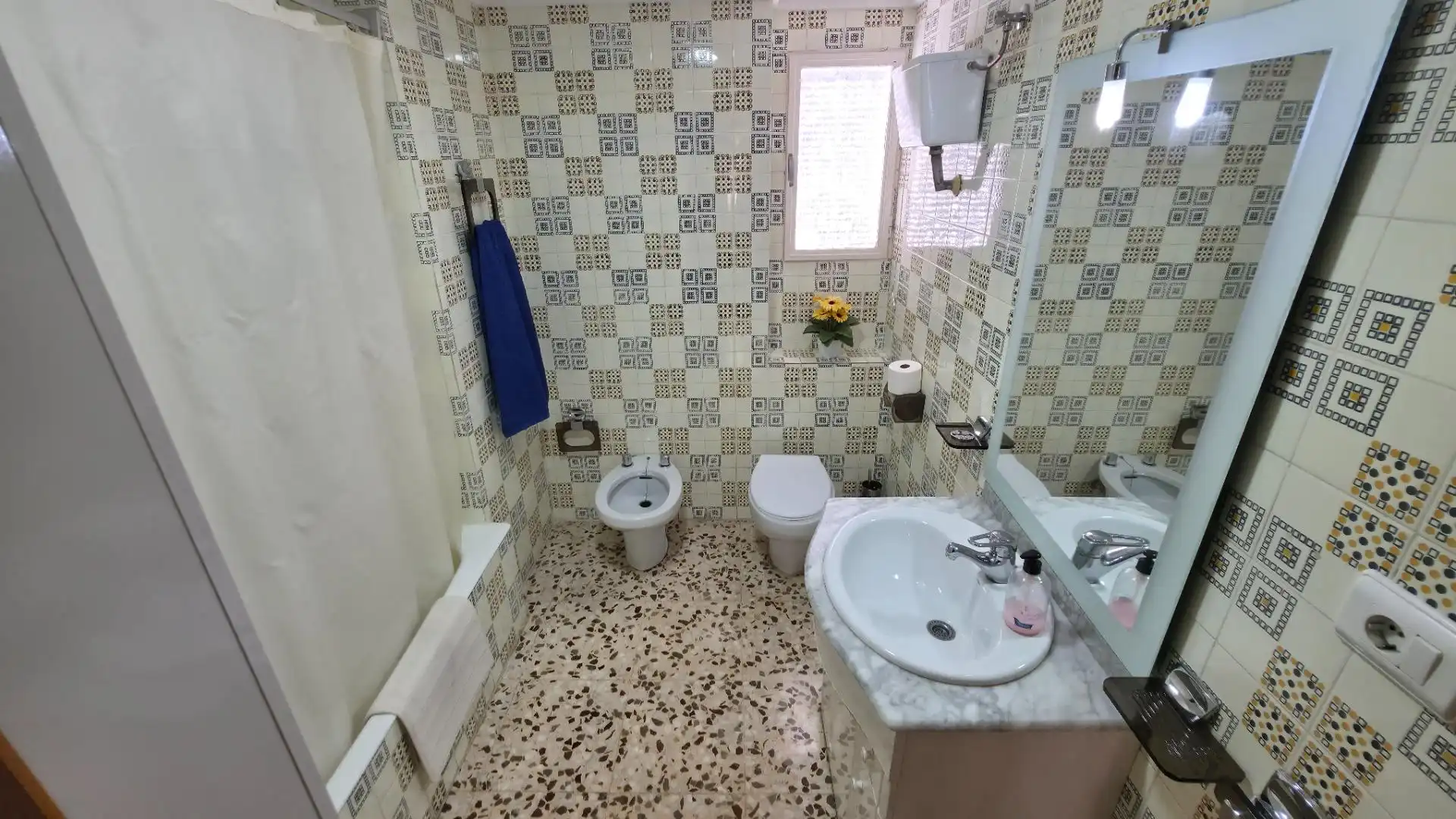 Baño de Piso en venta en Ontinyent con Aire acondicionado, Trastero y Amueblado