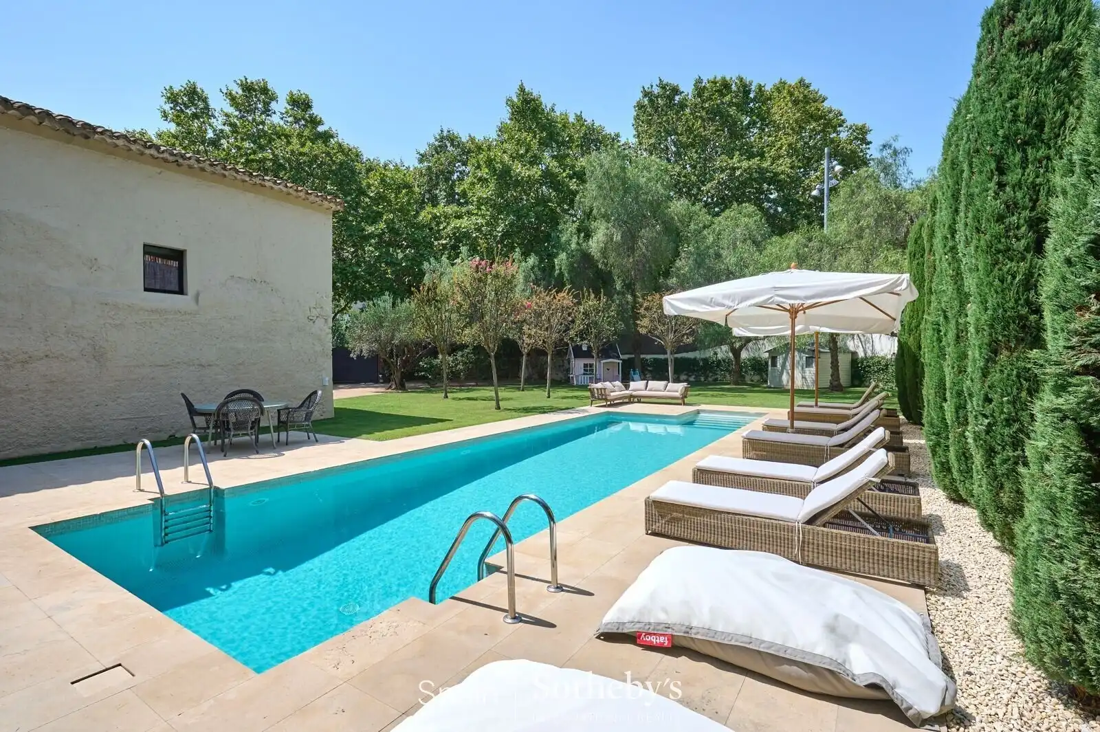 Piscina de Casa o xalet en venda en Alella amb Aire condicionat, Calefacció i Jardí privat