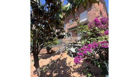 Foto 4 de Casa o chalet en venta en Calle Ramón Dagà, Can Bassa, Granollers