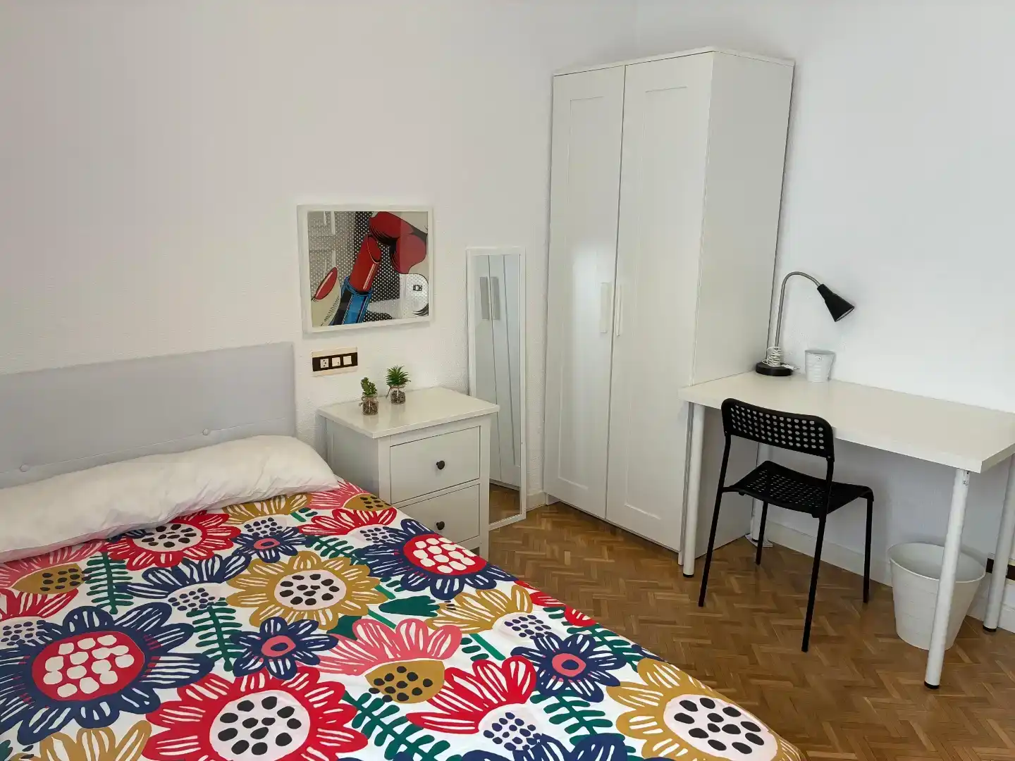 Bedroom of Flat for sale in Salamanca Capital  with Air Conditioner