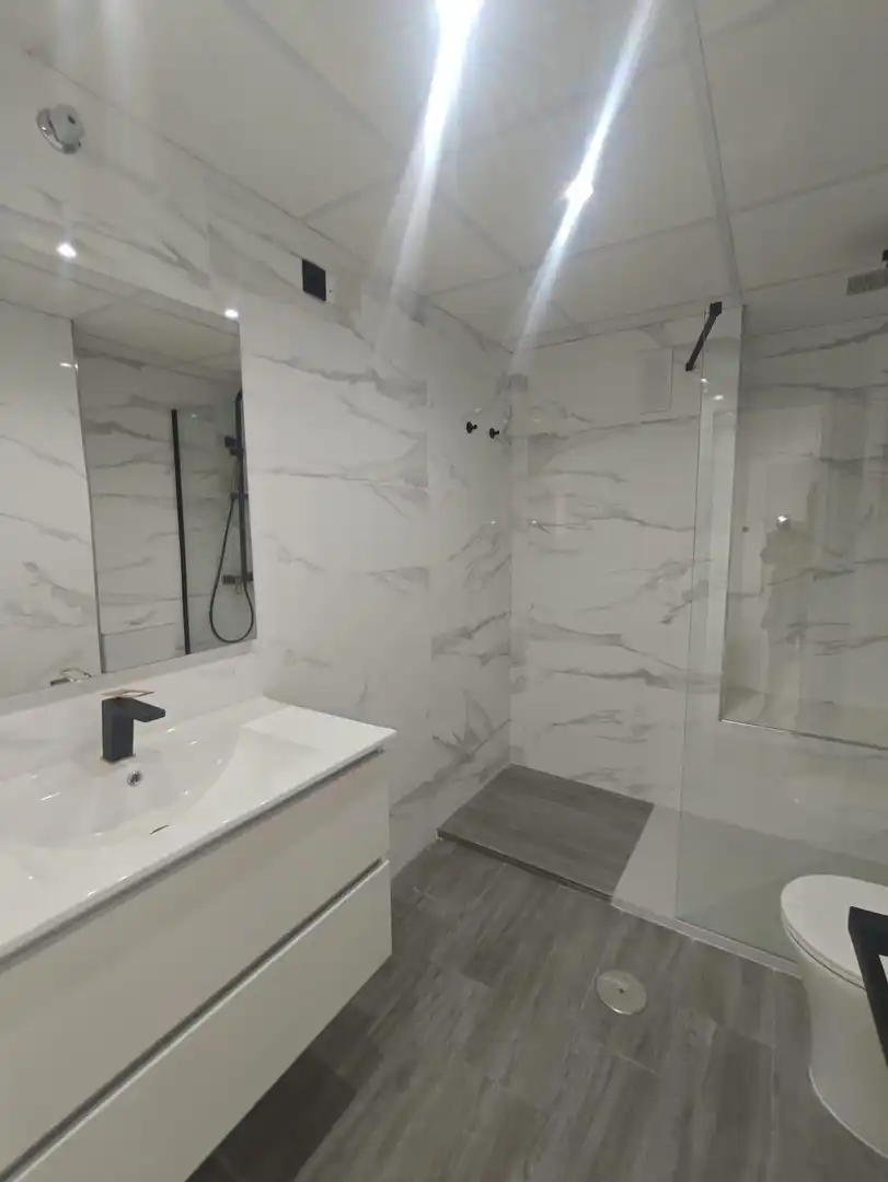 Bathroom of Flat for sale in Petrer  with Terrace and Balcony