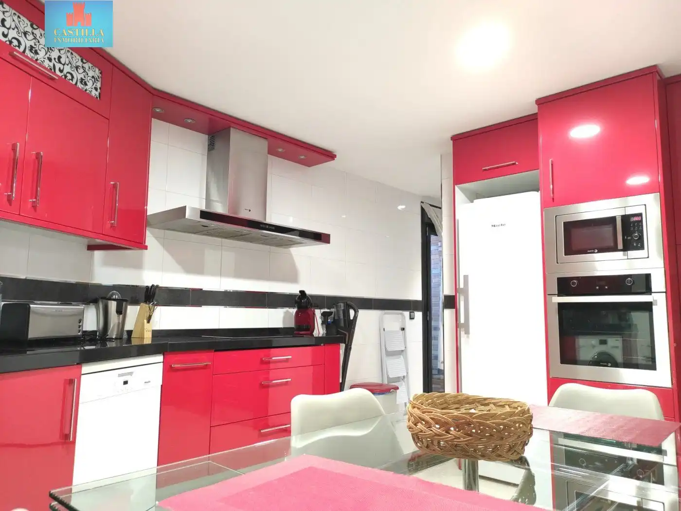 Cocina de Casa adosada en venta en Ávila con Aire acondicionado, Calefacción y Terraza